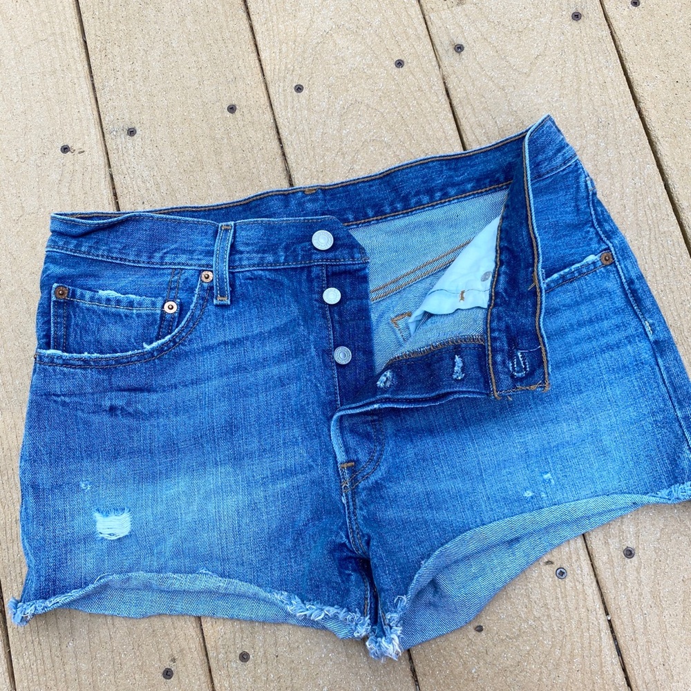 LEVI Shorts